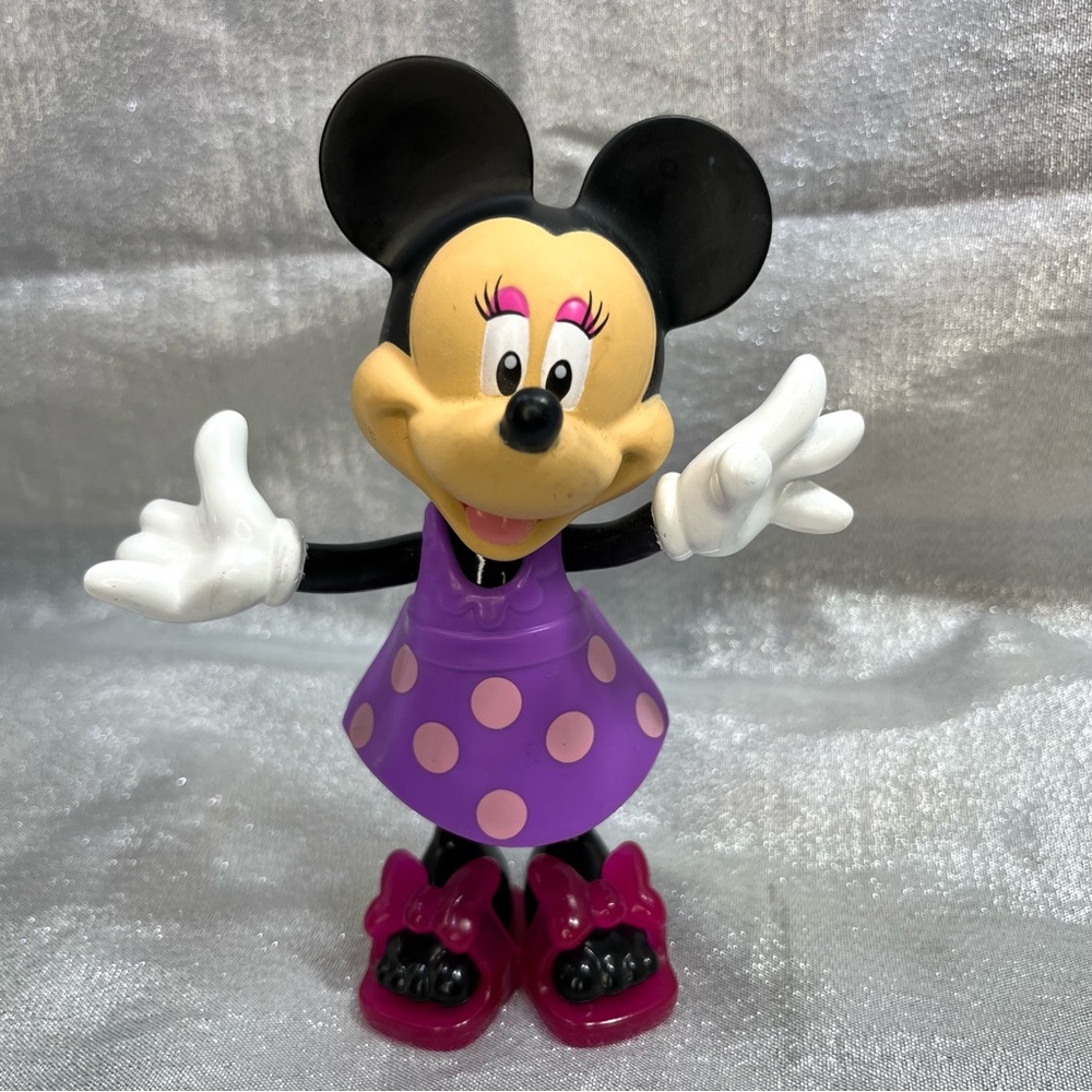 DISNEY Minnie Mouse ABYstyle Studio Super Figure Collection PVC 6"